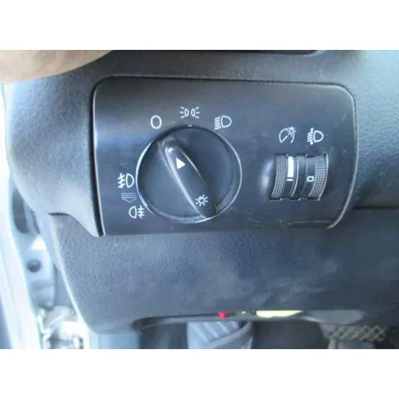 AUDI A6 BERLINA (4B2) '2000 2.5 TDI PLATA