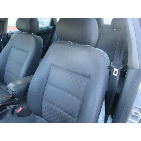 AUDI A6 BERLINA (4B2) '2000 2.5 TDI PLATA