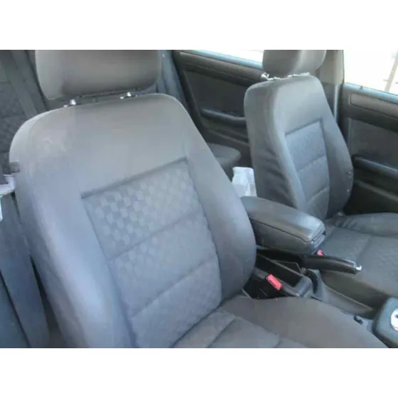 AUDI A6 BERLINA (4B2) '2000 2.5 TDI PLATA