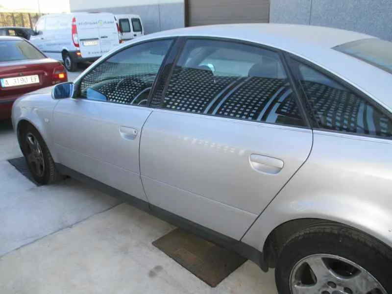 AUDI A6 BERLINA (4B2) '2000 2.5 TDI PLATA