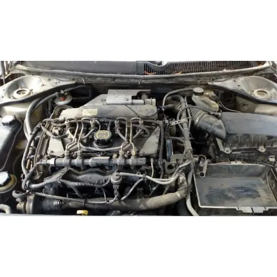 FORD MONDEO BERLINA (GE) '2001 2.0 16V DI TD CAT GRIS