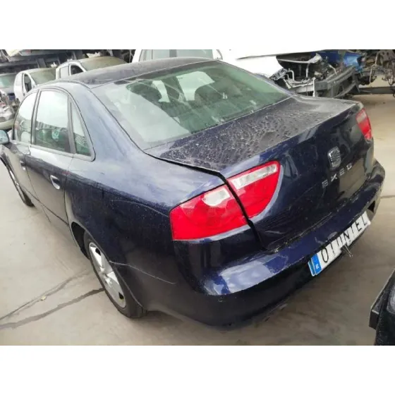SEAT EXEO BERLINA (3R2) '2011 REFERENCE AZUL