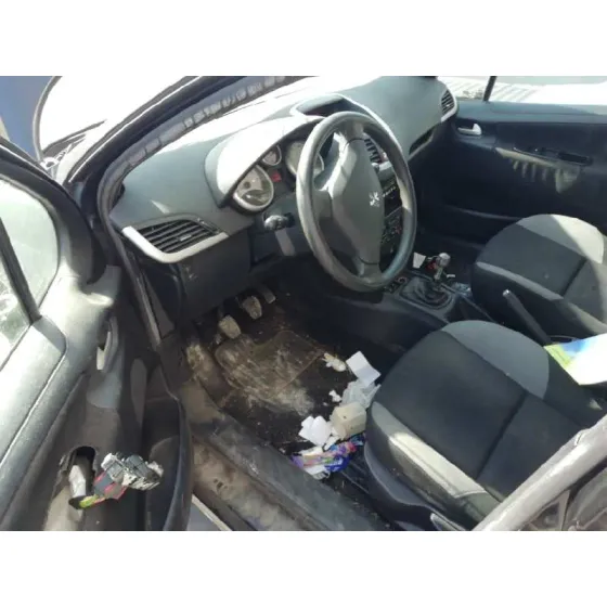 PEUGEOT 207 '2007 CONFORT NEGRO