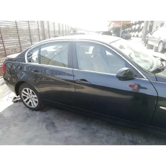BMW SERIE 3 BERLINA (E90) '2006 320D NEGRO
