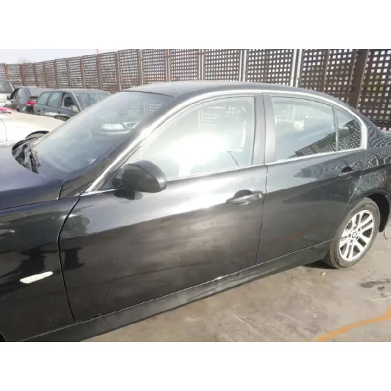 BMW SERIE 3 BERLINA (E90) '2006 320D NEGRO