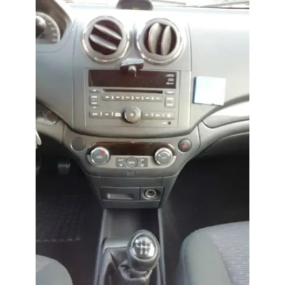 CHEVROLET AVEO '2010 LS GRIS