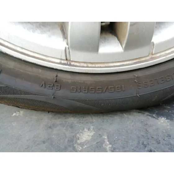 CHEVROLET AVEO '2010 LS GRIS