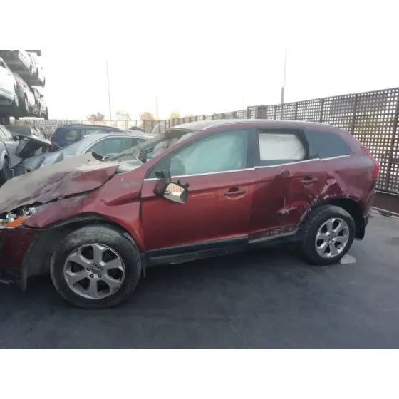 VOLVO XC60 '2010 2.4 DIESEL CAT ROJO
