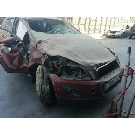 VOLVO XC60 '2010 2.4 DIESEL CAT ROJO
