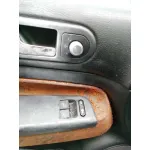 VOLKSWAGEN GOLF IV BERLINA (1J1) VOLKSWAGEN GOLF IV BERLINA (1J1) '2000 1.9 TDI NEGRO 1997