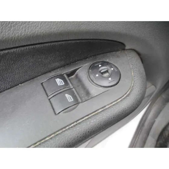 FORD FOCUS TURNIER (CB4) '2009 BUSINESS BLANCO