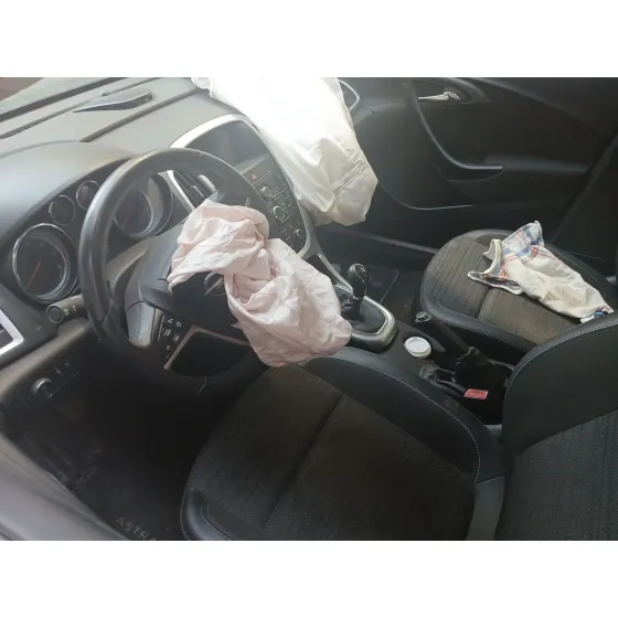 CVF/KW: 11.64/81 MOTOR B16DTL. CAMBIO MANUAL 6V
