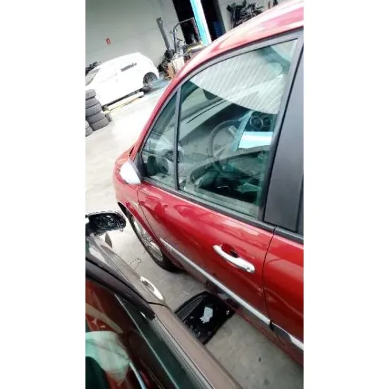 RENAULT SCENIC II '2004 CONFORT AUTHENTIQUE ROJO