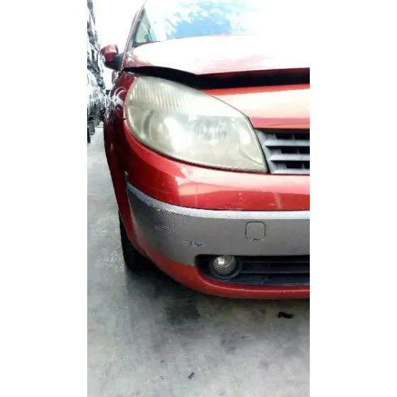 RENAULT SCENIC II '2004 CONFORT AUTHENTIQUE ROJO