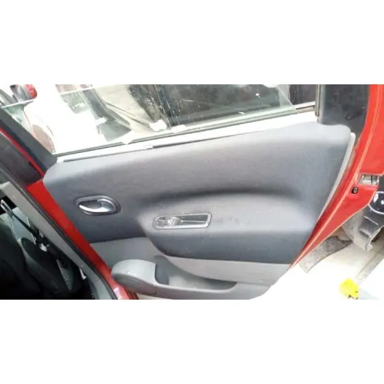 RENAULT SCENIC II '2004 CONFORT AUTHENTIQUE ROJO