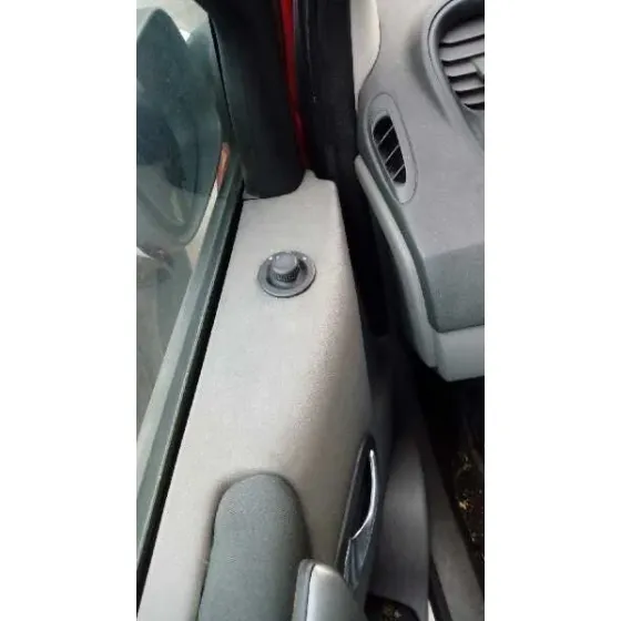RENAULT SCENIC II '2004 CONFORT AUTHENTIQUE ROJO