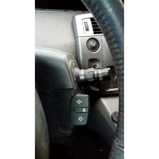 RENAULT SCENIC II '2004 CONFORT AUTHENTIQUE ROJO