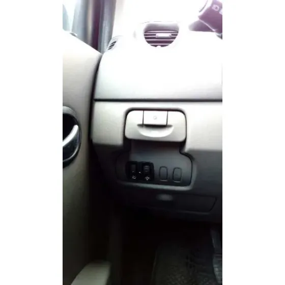 RENAULT SCENIC II '2004 CONFORT AUTHENTIQUE ROJO