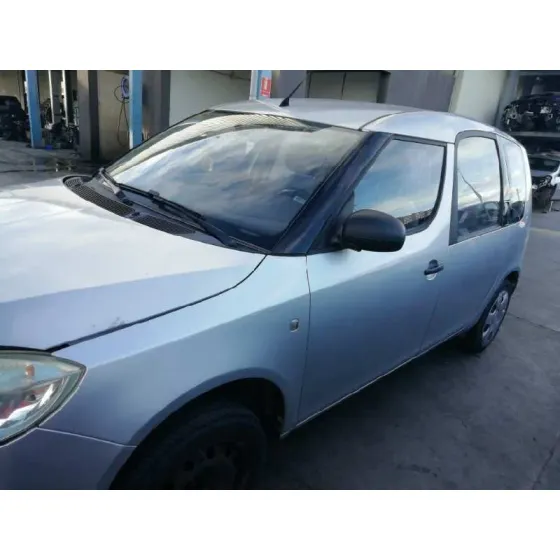 SKODA ROOMSTER (5J7) '2007 1.4 TDI GRIS