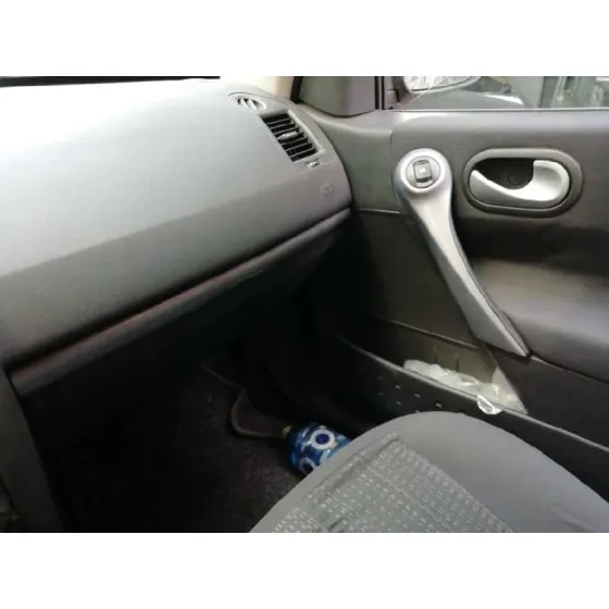RENAULT MEGANE II BERLINA 5P '2008 1.5 DCI DIESEL AZUL