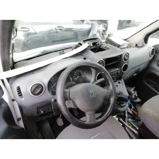 PEUGEOT PARTNER KOMBI '2013 1.6 16V HDI FAP BLANCO
