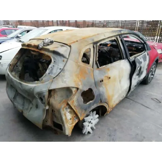 RENAULT CAPTUR '2016 ZEN QUEMADO-ROJO