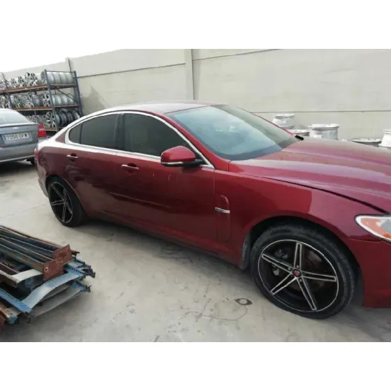 JAGUAR XF '2010 3.0 V6 DIESEL LUXURY GRANATE