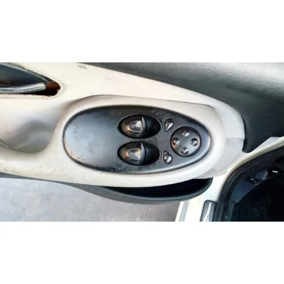 MG ROVER SERIE 75 (RJ) '2001 2.0 CDT CLASSIC BLANCO