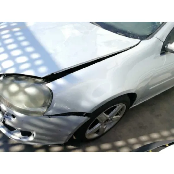 VOLKSWAGEN GOLF V BERLINA (1K1) '2005 HIGHLINE GRIS PLATA