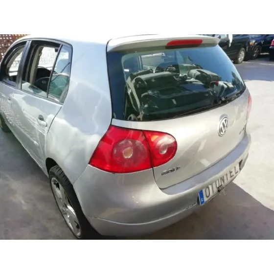 VOLKSWAGEN GOLF V BERLINA (1K1) '2005 HIGHLINE GRIS PLATA