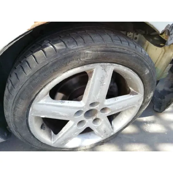 VOLKSWAGEN GOLF V BERLINA (1K1) '2005 HIGHLINE GRIS PLATA
