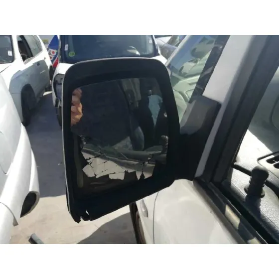 PEUGEOT EXPERT KOMBI '2002 1.9 DIESEL BLANCO