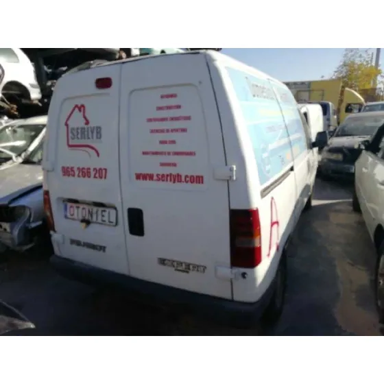 PEUGEOT EXPERT KOMBI '2002 1.9 DIESEL BLANCO