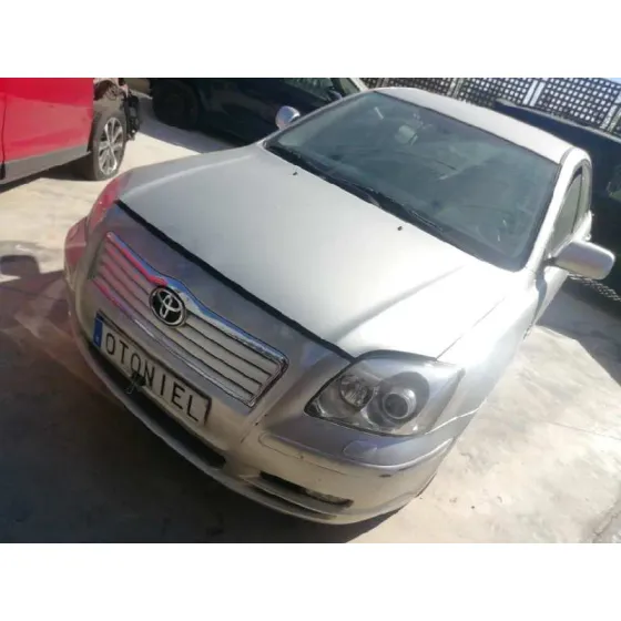 TOYOTA AVENSIS BERLINA (T25) '2004 2.0 D4-D EXECUTIVE SEDAN (4-PTAS) GRIS