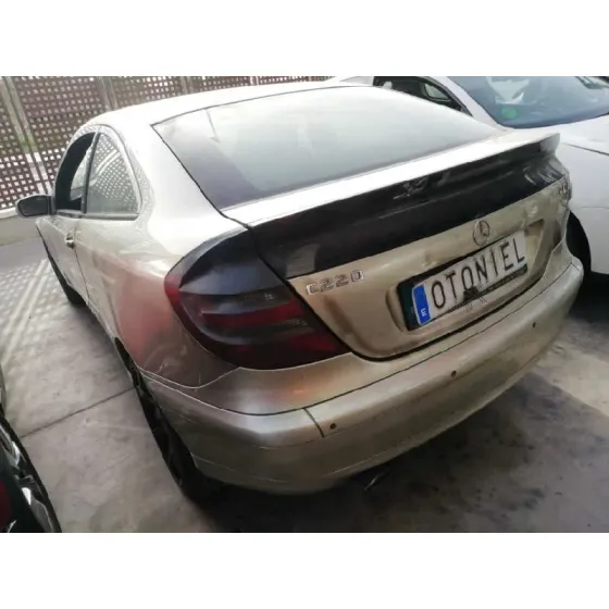 MERCEDES CLASE C (W203) SPORTCOUPE '2007 C 220 CDI (LA) SPORT EDITION (203.708) PLATA