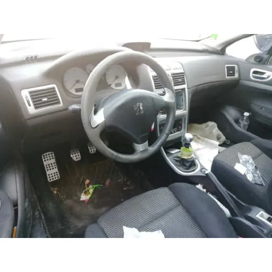 PEUGEOT 307 CC (S2) '2007 BASICO ROJO