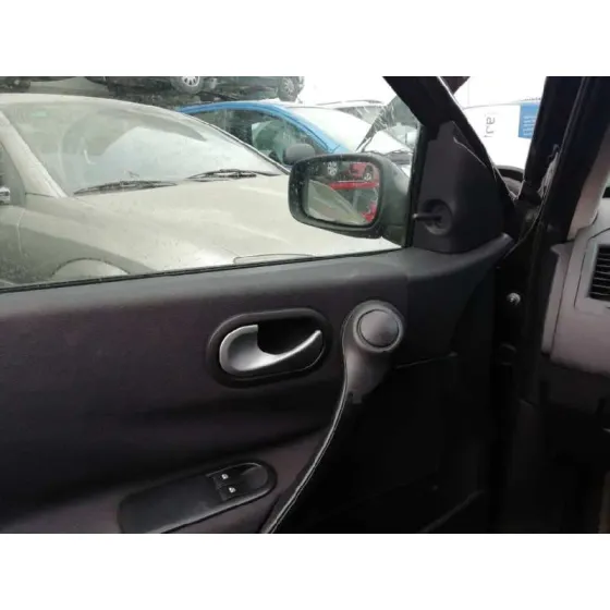 RENAULT MEGANE II BERLINA 5P '2008 1.5 DCI DIESEL NEGRO