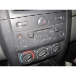 RENAULT CLIO II FASE II (B/CB0) RENAULT CLIO II FASE II (B/CB0) '2001 AUTHENTIQUE DORADO 2001