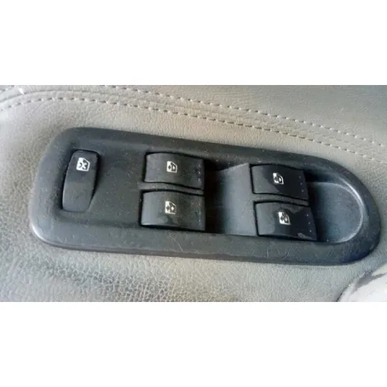 RENAULT GRAND SCENIC '2005 1.9 DCI (130CV) PLATA