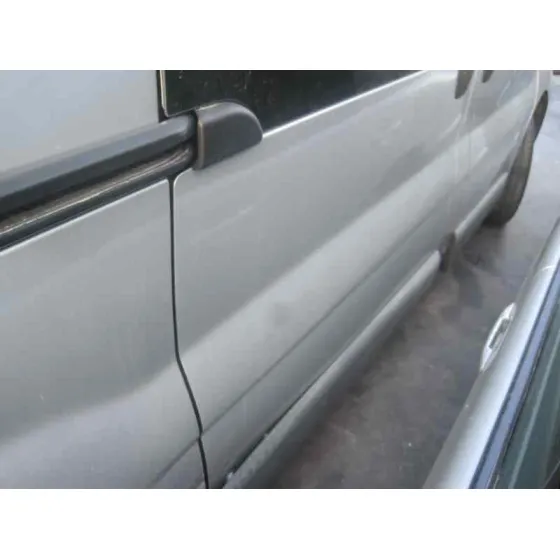 OPEL VIVARO '2003 COMBI 2.7T CORTO GRIS PLATA