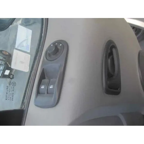 OPEL VIVARO '2003 COMBI 2.7T CORTO GRIS PLATA