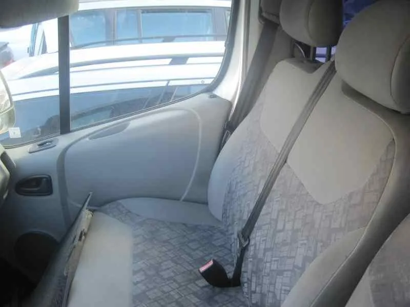 OPEL VIVARO '2003 COMBI 2.7T CORTO GRIS PLATA