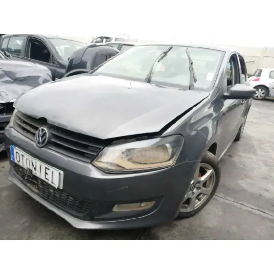 VOLKSWAGEN POLO (6R1) '2011 ADVANCE GRIS PLOMO