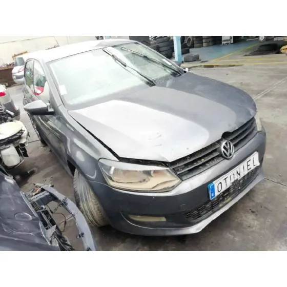VOLKSWAGEN POLO (6R1) '2011 ADVANCE GRIS PLOMO