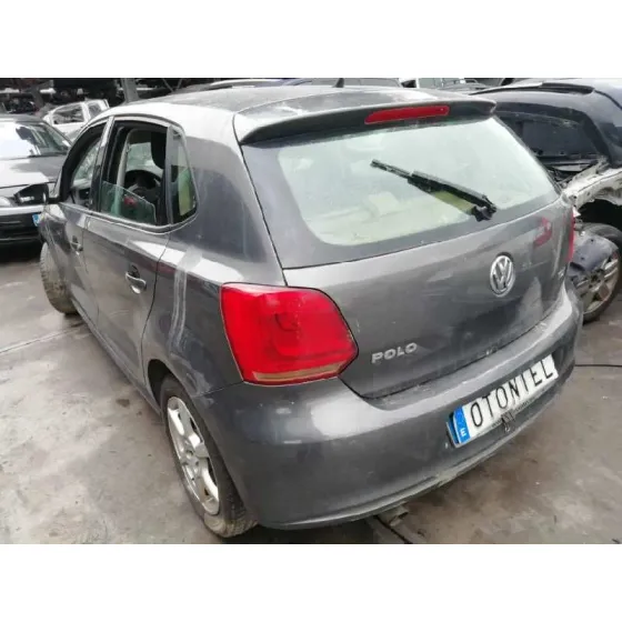 VOLKSWAGEN POLO (6R1) '2011 ADVANCE GRIS PLOMO