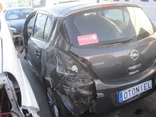 OPEL CORSA D OPEL CORSA D '2014 COLOR EDITION GRIS OSCURO 2010