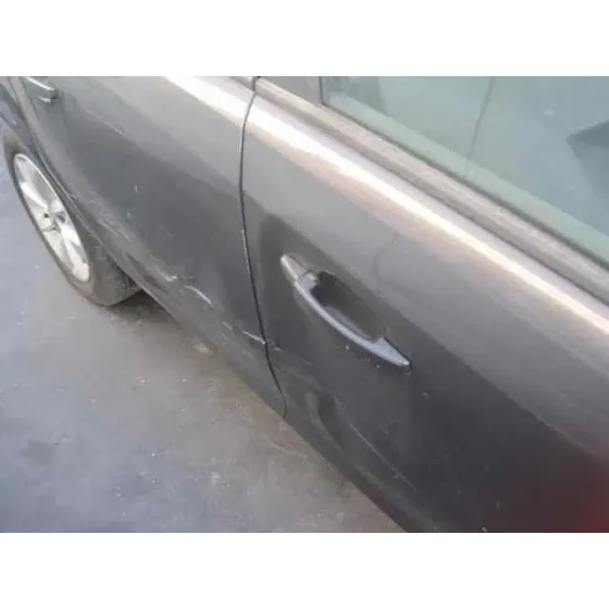 OPEL CORSA D '2014 COLOR EDITION GRIS OSCURO