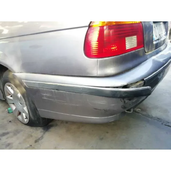 BMW SERIE 5 BERLINA (E39) '2001 525D GRIS