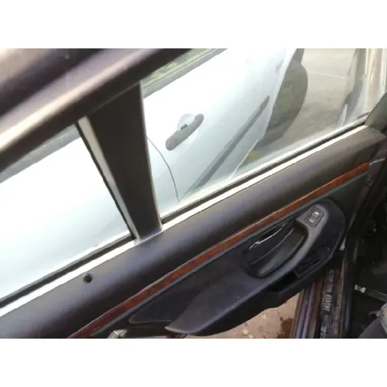 BMW SERIE 5 BERLINA (E39) '2001 525D GRIS