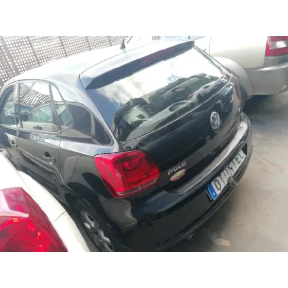 VOLKSWAGEN POLO (6R1) '2010 ADVANCE NEGRO